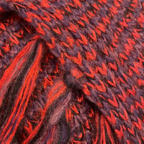 Purple Red Black Knit Poncho with fringe NWT - Picture 5 of 5